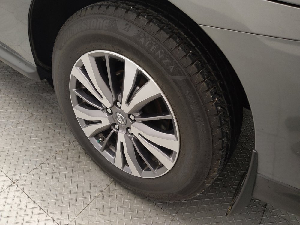 Used 2019 Nissan Pathfinder SL AWD/4WD image 31