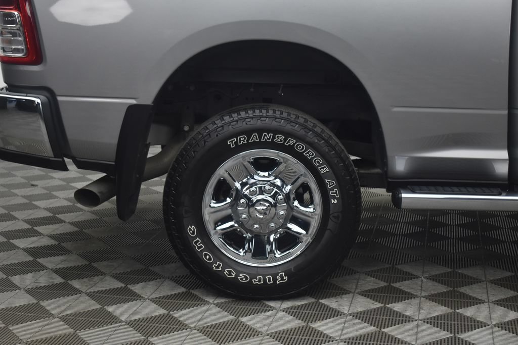 Used 2024 RAM 2500 Tradesman w/ Chrome Appearance Group AWD/4WD image 27