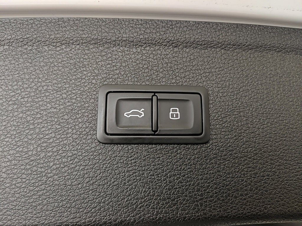 Used 2018 Audi Q5 2.0T Premium Plus w/ Premium Plus Package image 10