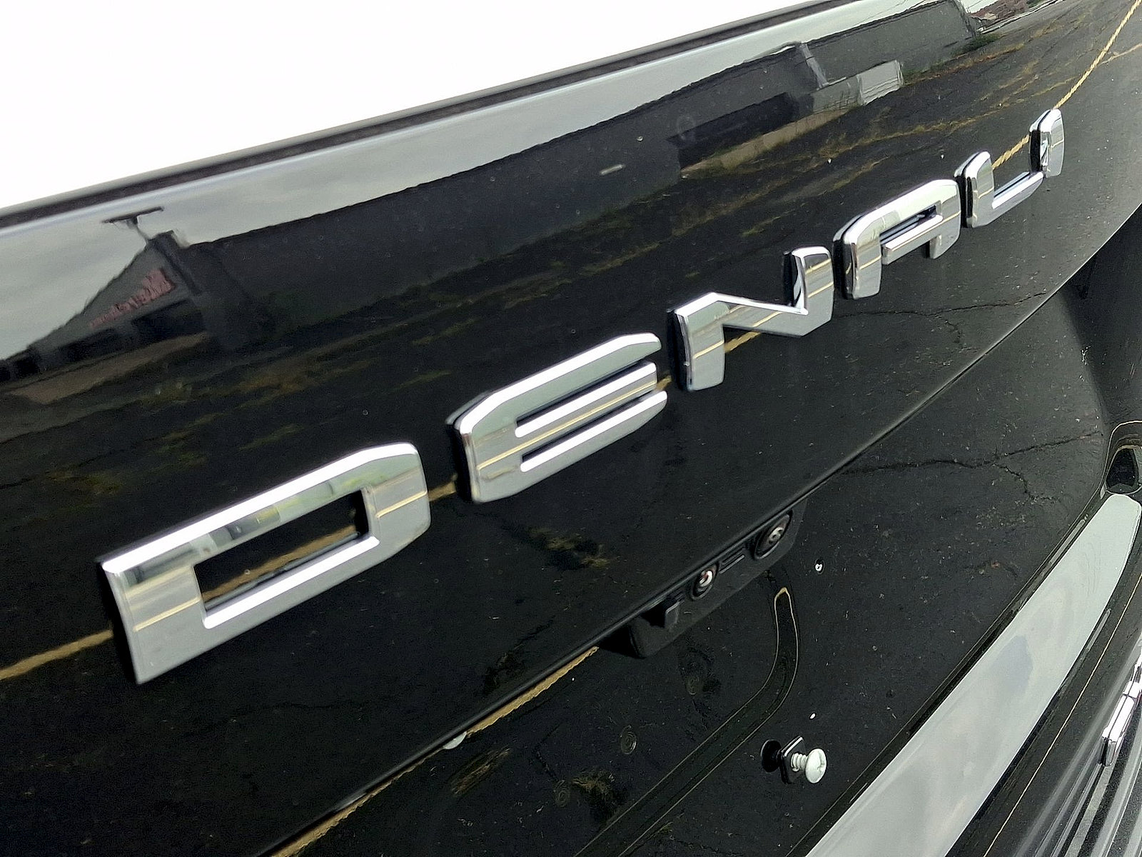 New 2026 GMC Yukon XL Denali w/ Denali Reserve Package AWD/4WD image 19