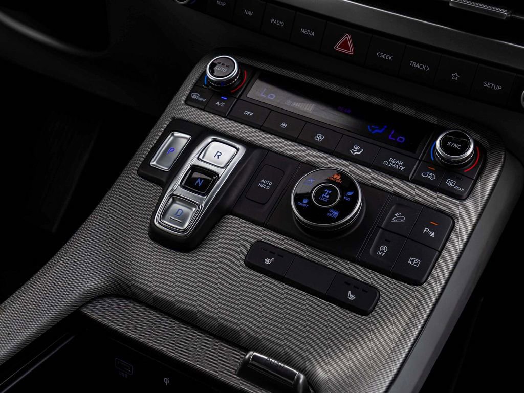 Used 2025 Hyundai Palisade SEL image 24