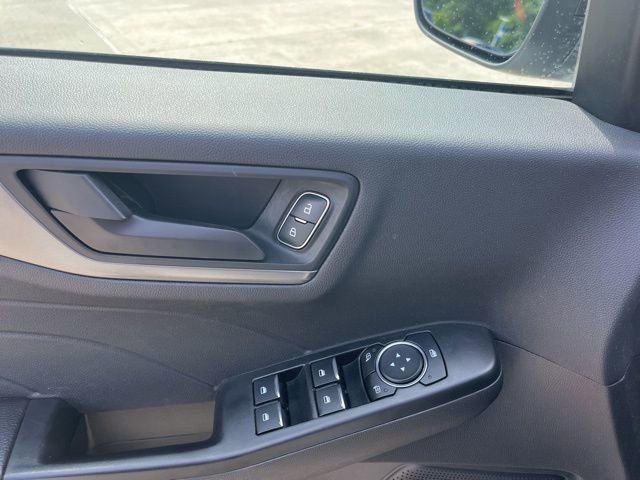 Used 2025 Ford Escape Active AWD/4WD image 14