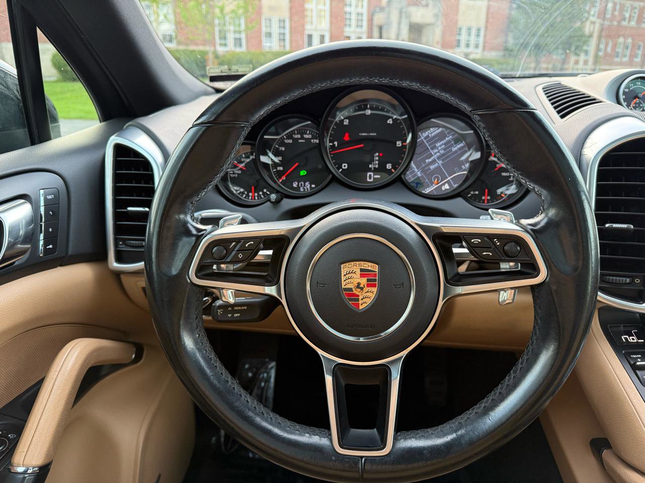 Used 2015 Porsche Cayenne Diesel AWD/4WD image 16