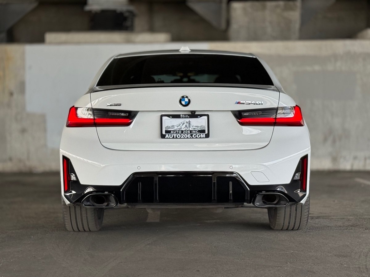 Used 2025 BMW M340i xDrive w/ Premium Package AWD/4WD image 5
