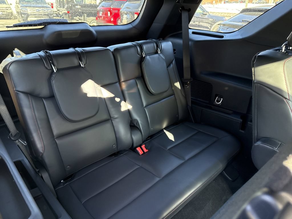 Used 2026 Ford Explorer ST w/ Sun And Sound Package AWD/4WD image 32
