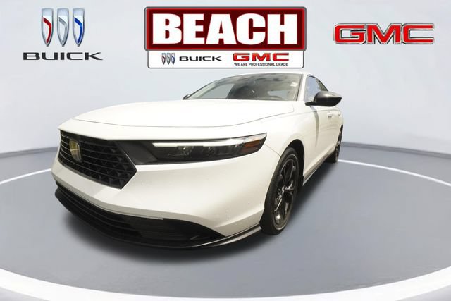 Used 2025 Honda Accord SE image 7
