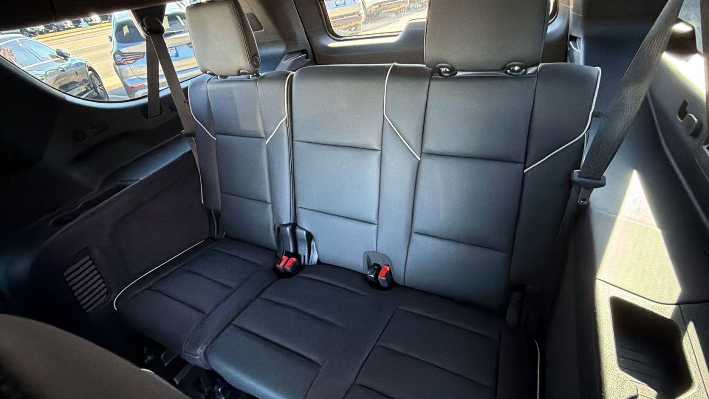 Used 2024 Cadillac Escalade ESV Sport w/ Touring Package image 14