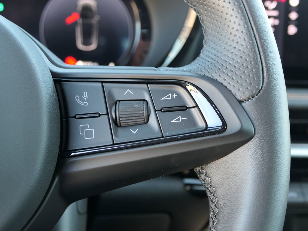 New 2025 Alfa Romeo Tonale image 11