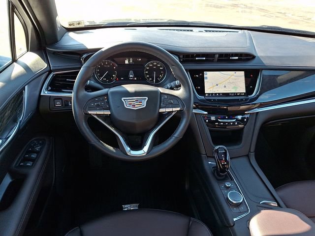 Certified 2024 Cadillac XT6 Premium Luxury image 15