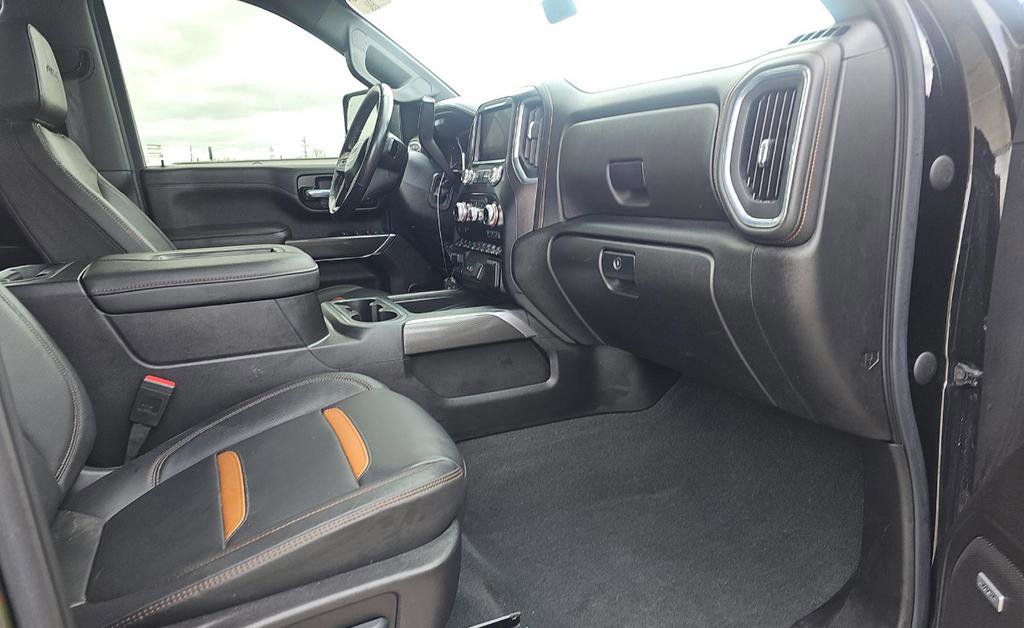 Used 2022 GMC Sierra 3500 AT4 w/ AT4 Premium Plus Package AWD/4WD image 14