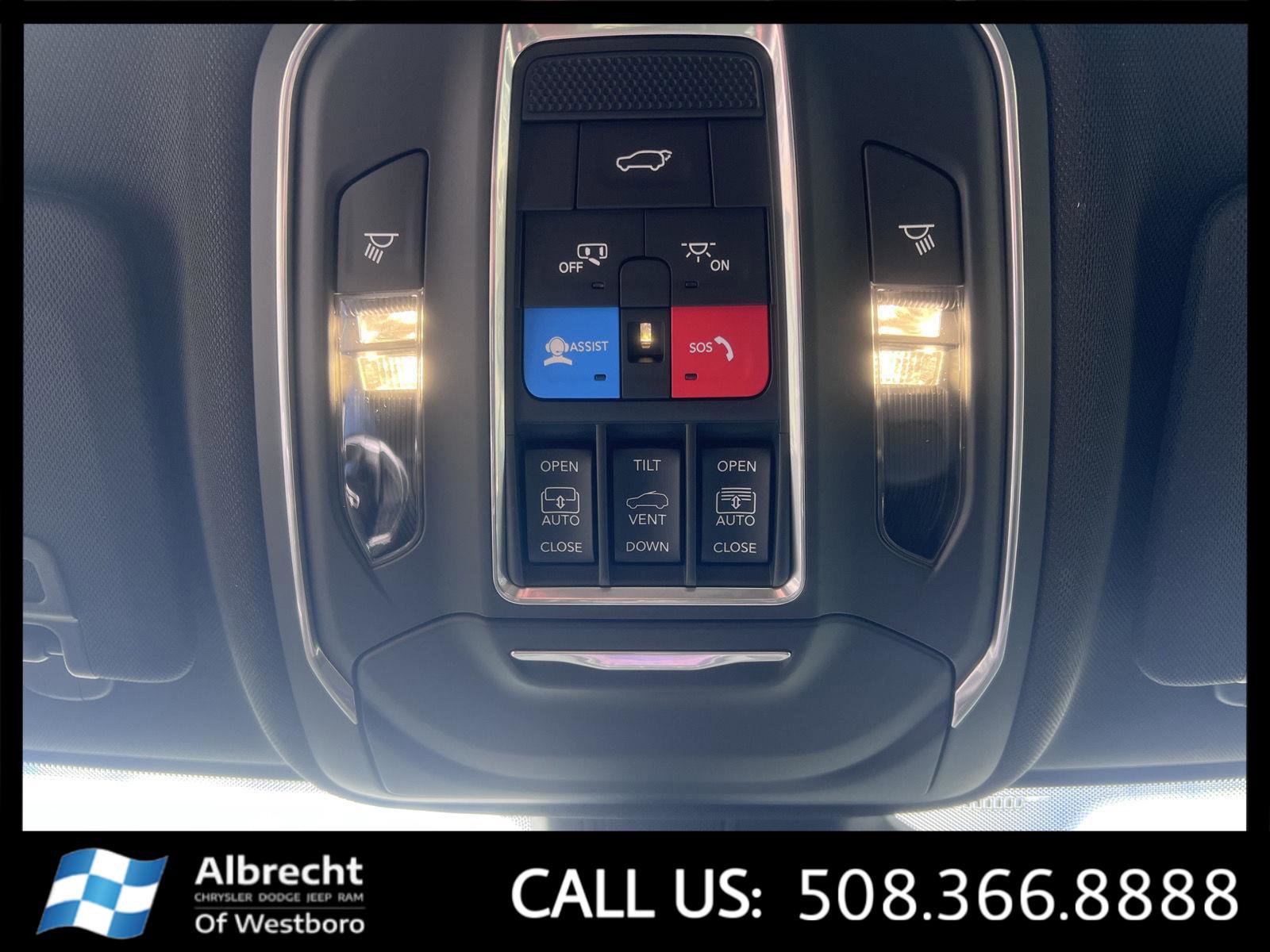 New 2025 Jeep Grand Cherokee Limited image 24