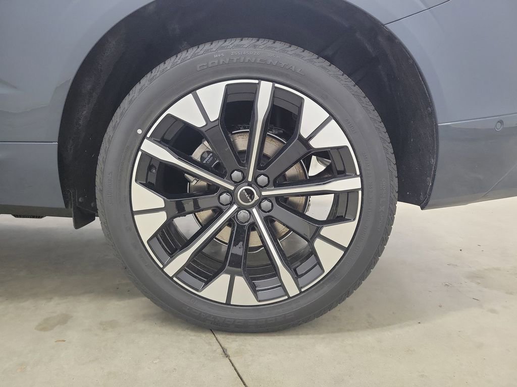 New 2026 Volvo XC60 B5 Plus w/ Protection Package Premier image 12