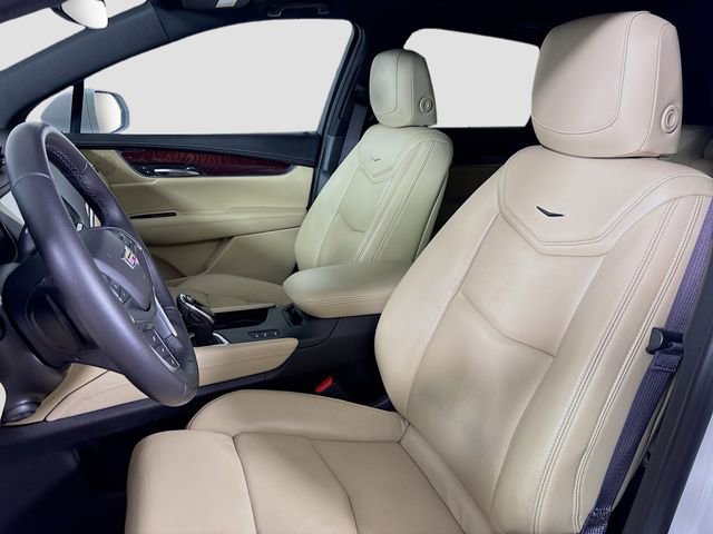 Used 2017 Cadillac XT5 Premium Luxury w/ Driver Assist Package image 22