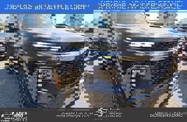 Used 2024 Chevrolet Traverse Z71 w/ Enhanced Driving Package