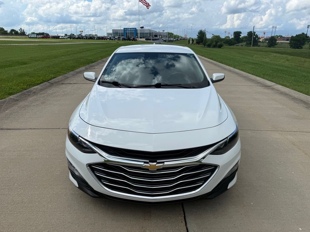 Used 2023 Chevrolet Malibu LT w/ Driver Confidence Package FWD image 10