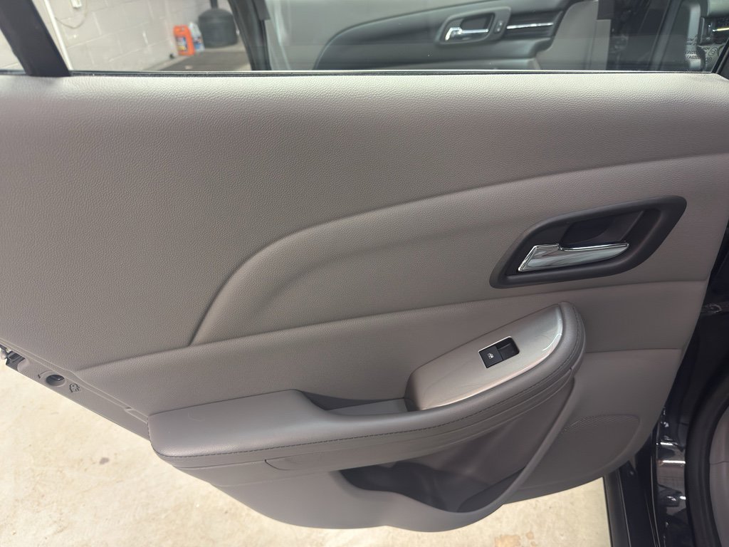 Used 2015 Chevrolet Malibu LS image 27