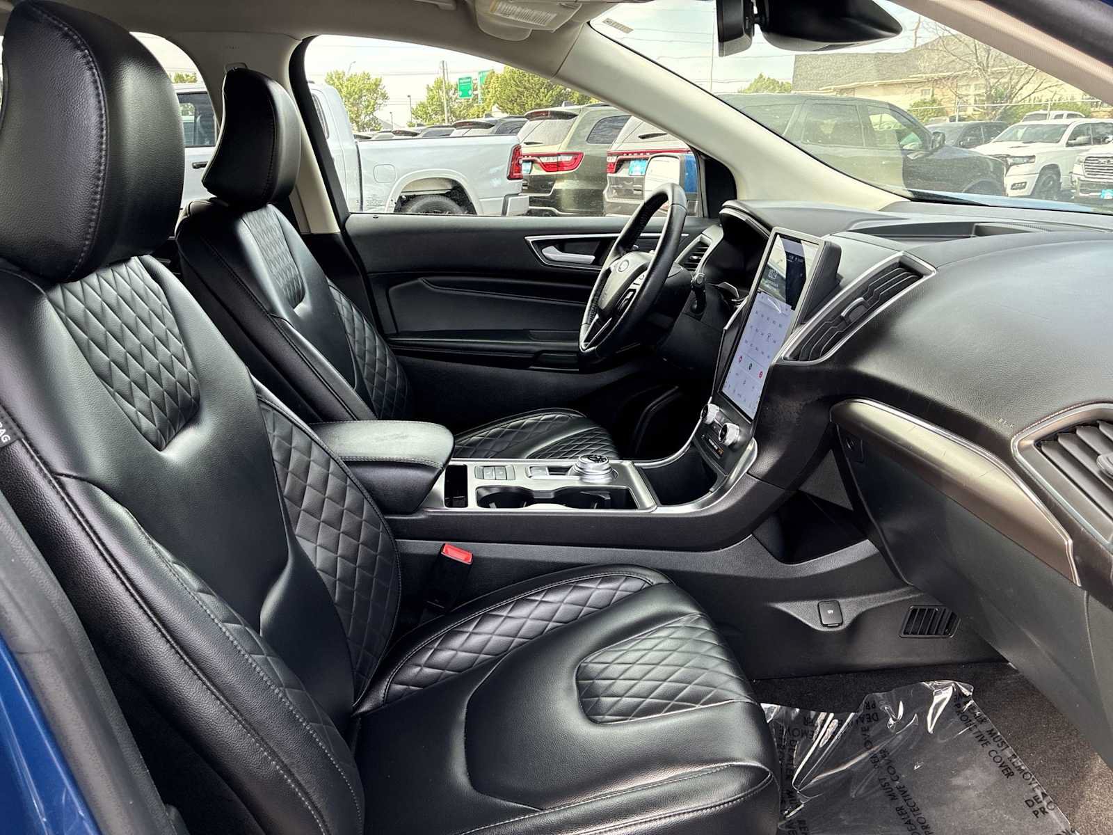 Used 2024 Ford Edge Titanium AWD/4WD image 23
