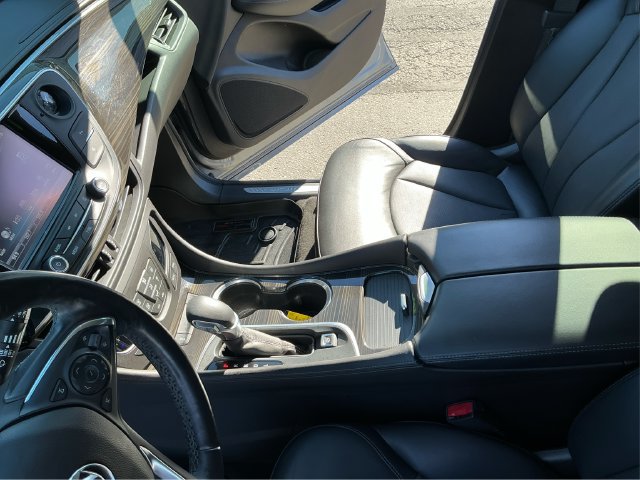 Used 2019 Buick Envision Essence AWD/4WD image 24