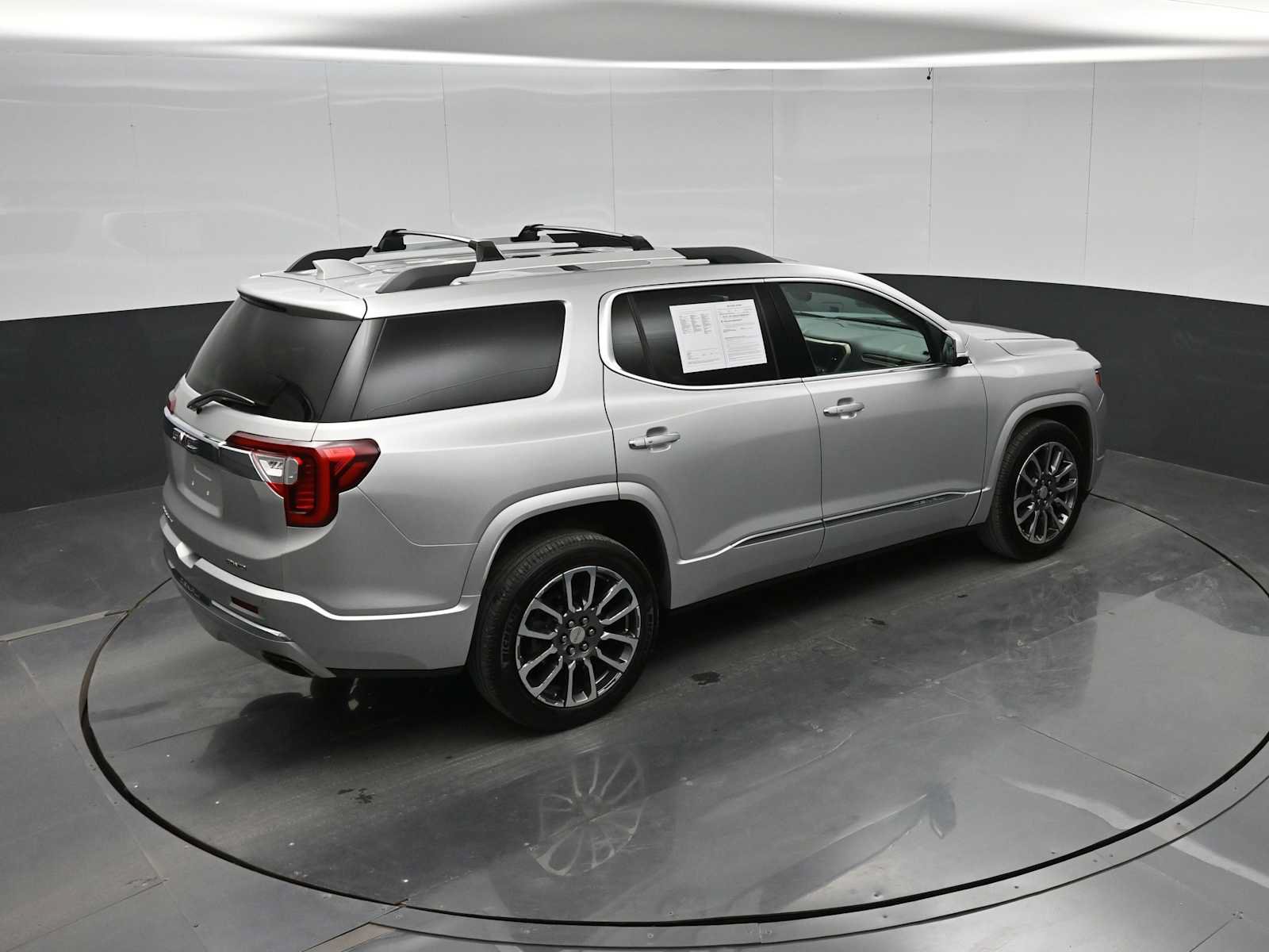 Used 2020 GMC Acadia Denali w/ LPO, Adventure Package AWD/4WD image 29
