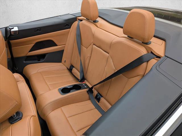 Used 2024 BMW 430i Convertible image 18