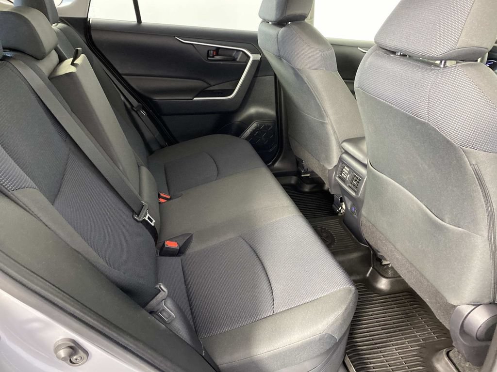 Used 2024 Toyota RAV4 LE AWD/4WD image 13