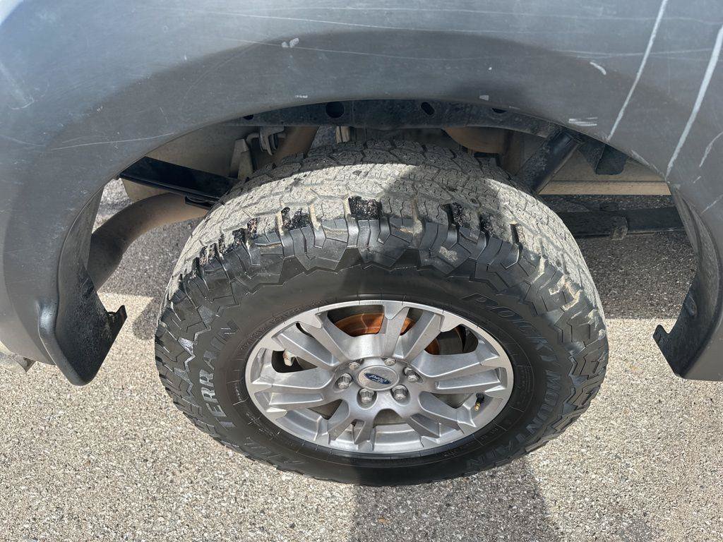 Used 2019 Ford F150 Lariat w/ FX4 Off-Road Package AWD/4WD image 10