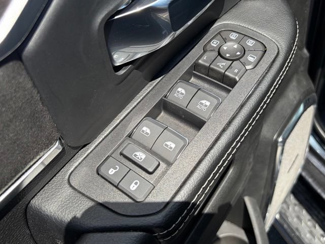 New 2026 RAM 2500 Laramie AWD/4WD image 13