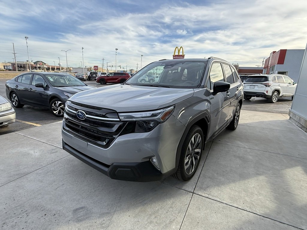 New 2025 Subaru Forester Touring image 4