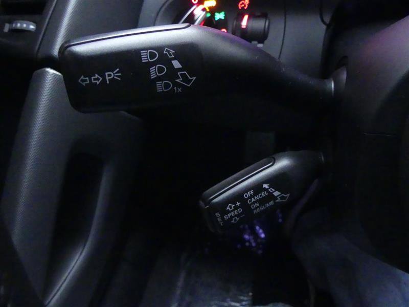 Used 2014 Audi R8 V8 w/ Convenience Package image 20