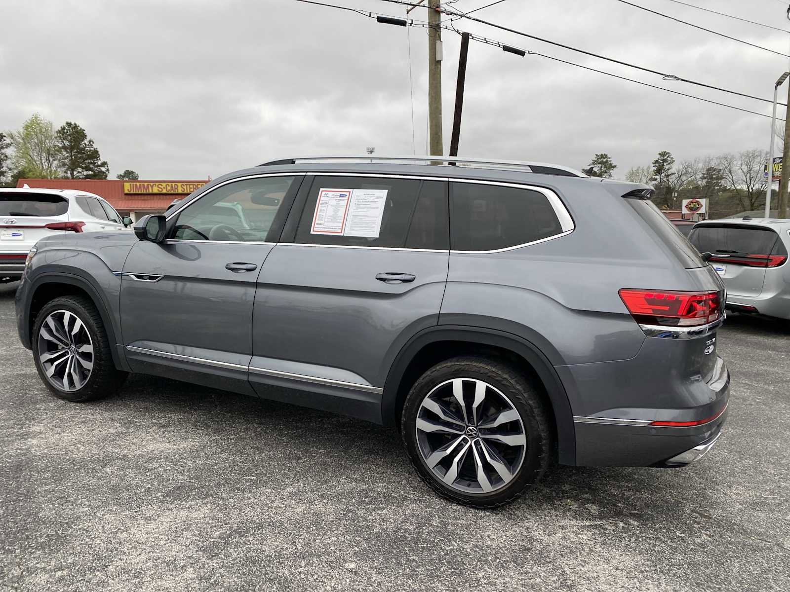 Used 2022 Volkswagen Atlas SEL Premium image 7