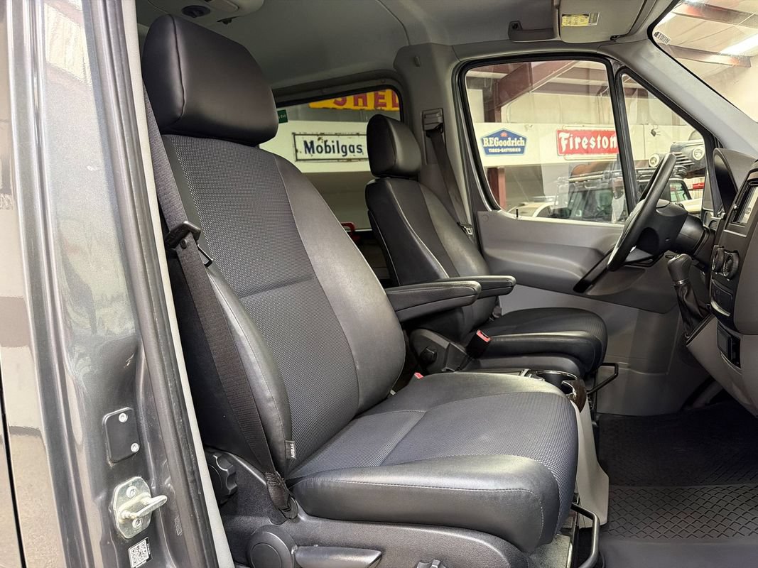 Used 2017 Mercedes-Benz Sprinter 2500 w/ Driver Comfort Package image 29