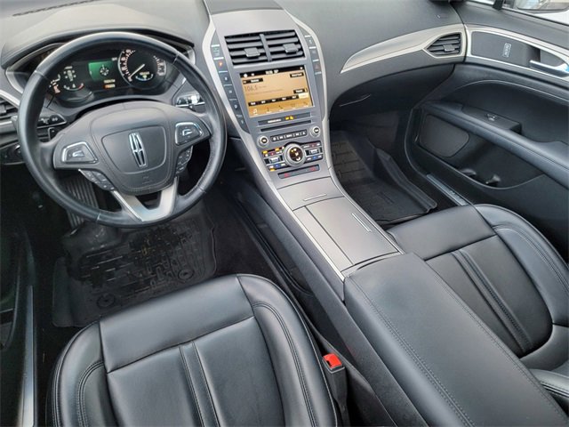 Used 2017 Lincoln MKZ Premiere image 38