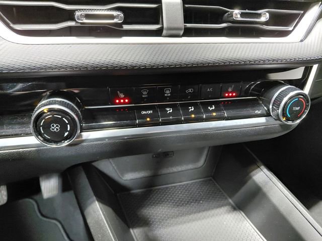 Used 2026 Chevrolet Equinox LT AWD/4WD image 27