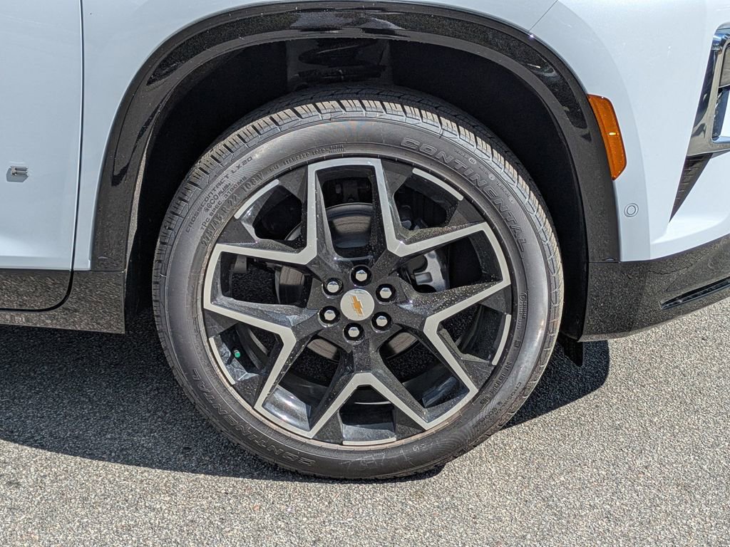 New 2026 Chevrolet Traverse High Country image 12