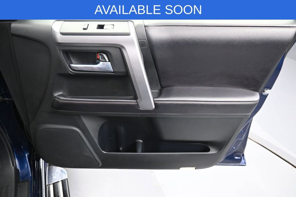 Used 2016 Toyota 4Runner Limited AWD/4WD image 37