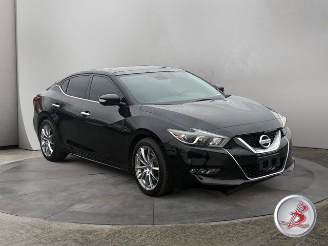 Used 2017 Nissan Maxima Platinum image 1