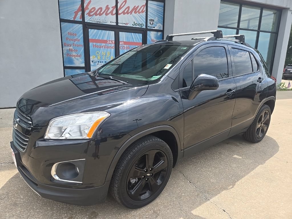 Used 2016 Chevrolet Trax LTZ w/ Midnight Edition AWD/4WD image 2