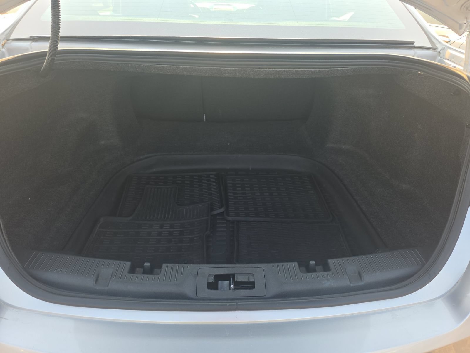 Used 2018 Ford Taurus SHO AWD/4WD image 13