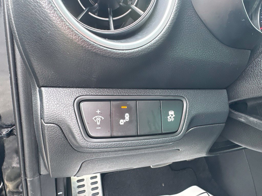 Used 2023 Kia Forte GT-Line w/ GT-Line Technology Package FWD image 26