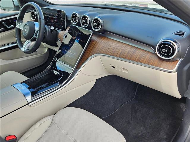 Used 2025 Mercedes-Benz C 300 Sedan image 18