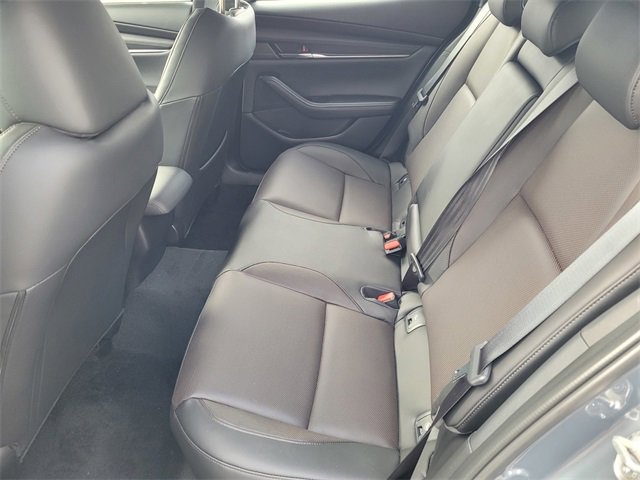 New 2025 MAZDA MAZDA3 Hatchback w/Premium Plus Pkg image 6