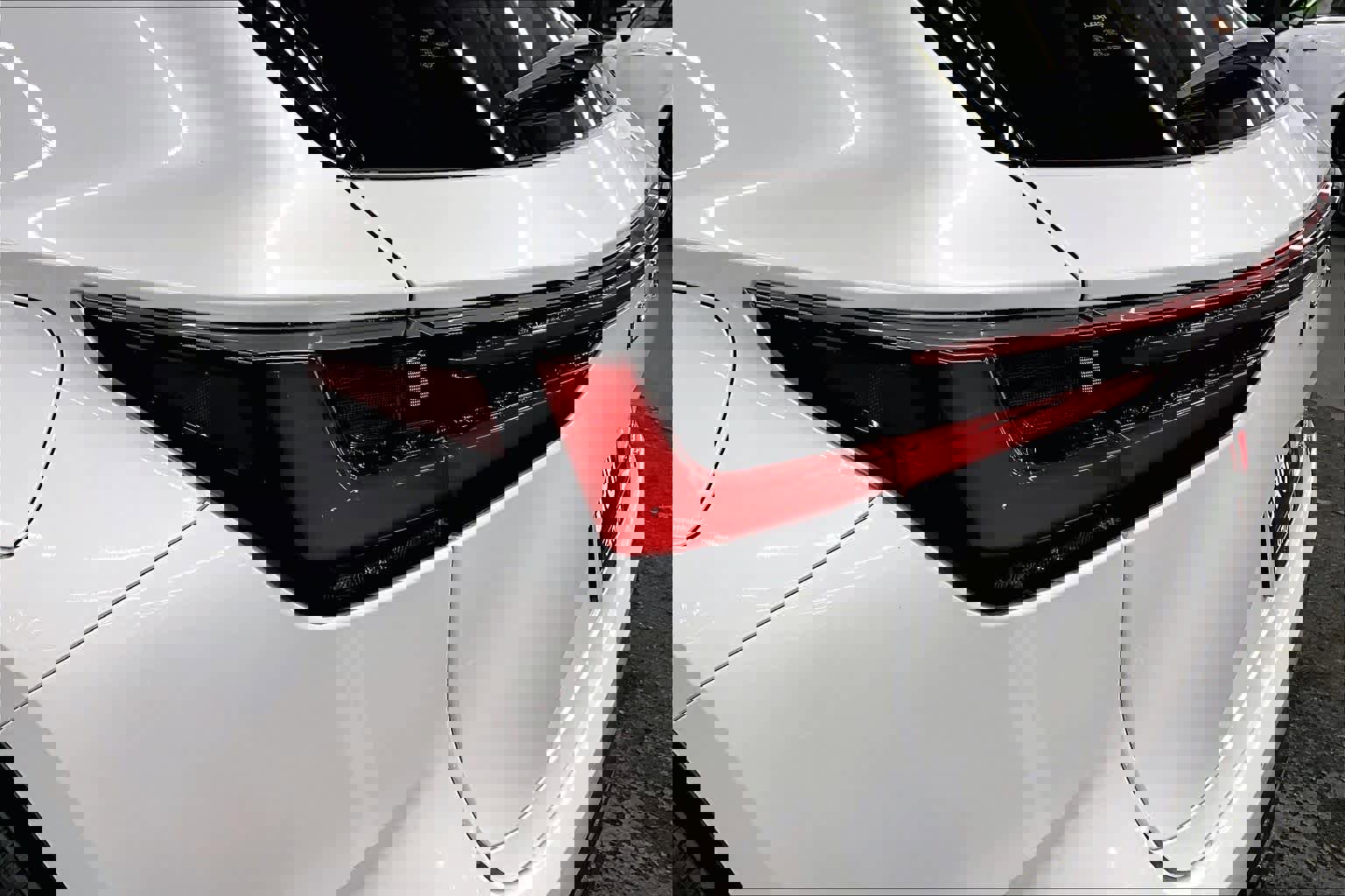 Used 2024 Lexus NX 450h+ Luxury w/ Vision Package image 28