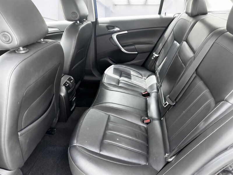 Used 2013 Buick Regal Premium FWD image 10