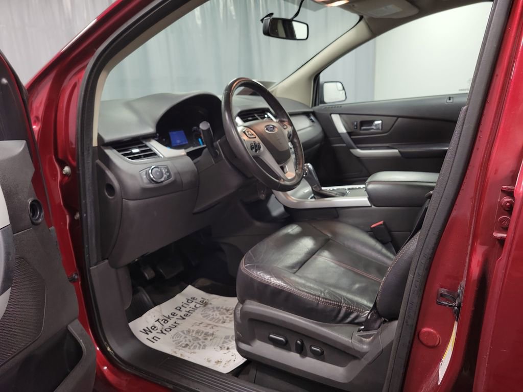 Used 2013 Ford Edge SEL image 13