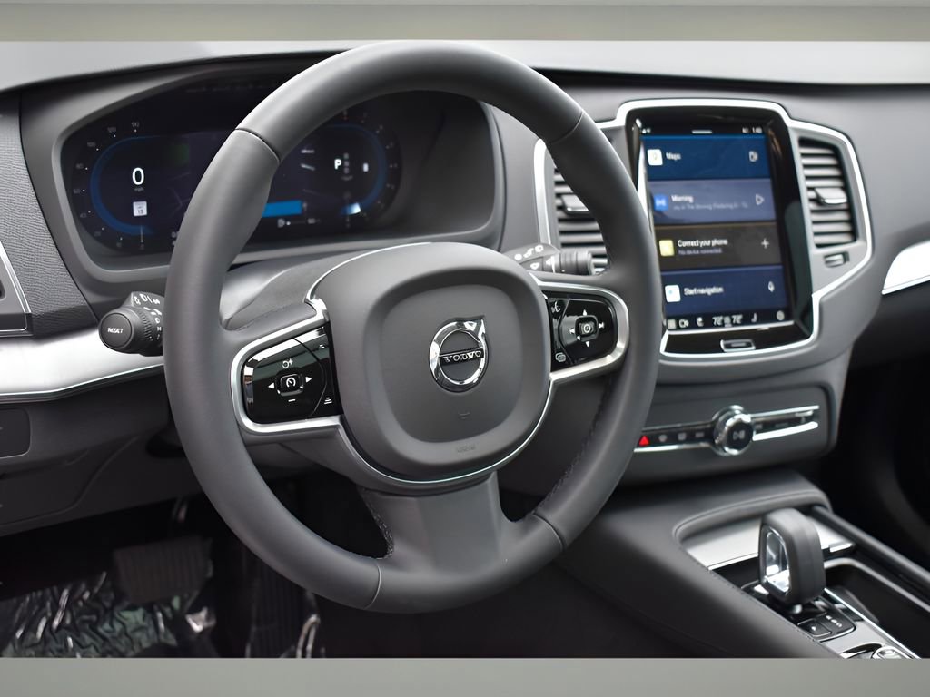 Used 2023 Volvo XC90 B5 Core w/ Protection Package Premier image 10