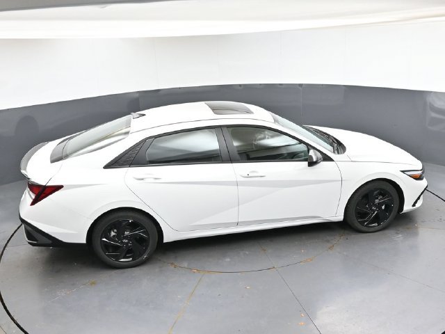 New 2026 Hyundai Elantra SEL Sport FWD image 41
