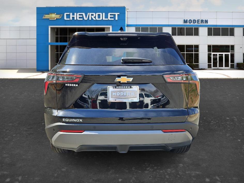 New 2026 Chevrolet Equinox LT w/ Safety and Technology Package image 4