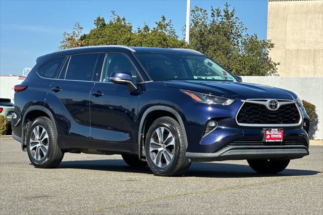 Certified 2022 Toyota Highlander XLE image 5