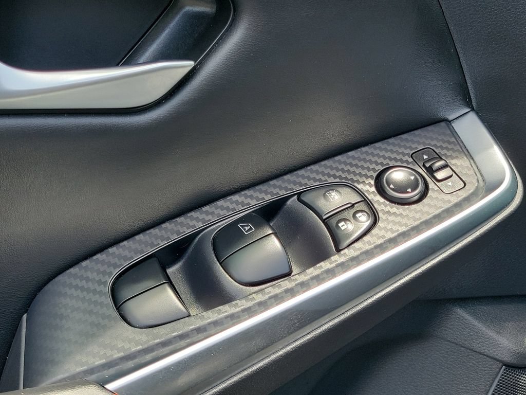 Certified 2024 Nissan Sentra SR FWD image 30