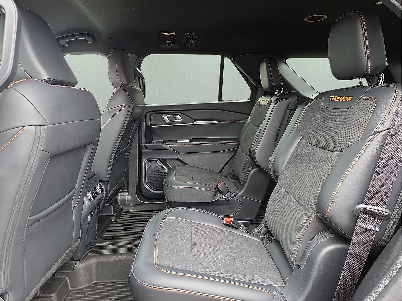 Used 2026 Ford Explorer Tremor w/ Tremor Convenience Package AWD/4WD image 11